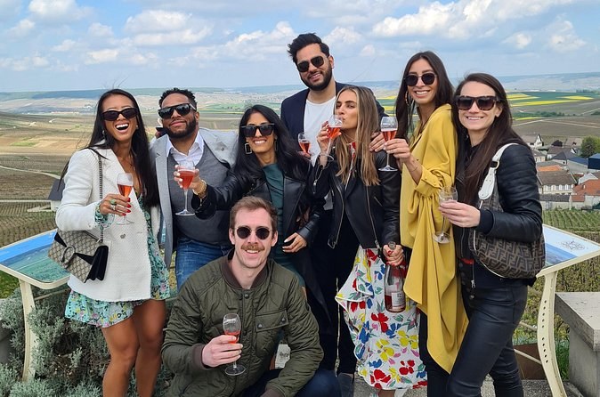 Champagne Private VIP Day from Paris: 8 Tastings & Michelin Lunch